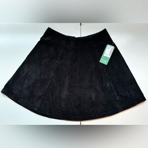 Brand new summer/ fall flared corduroy Twik par Simons black skirt Size XS